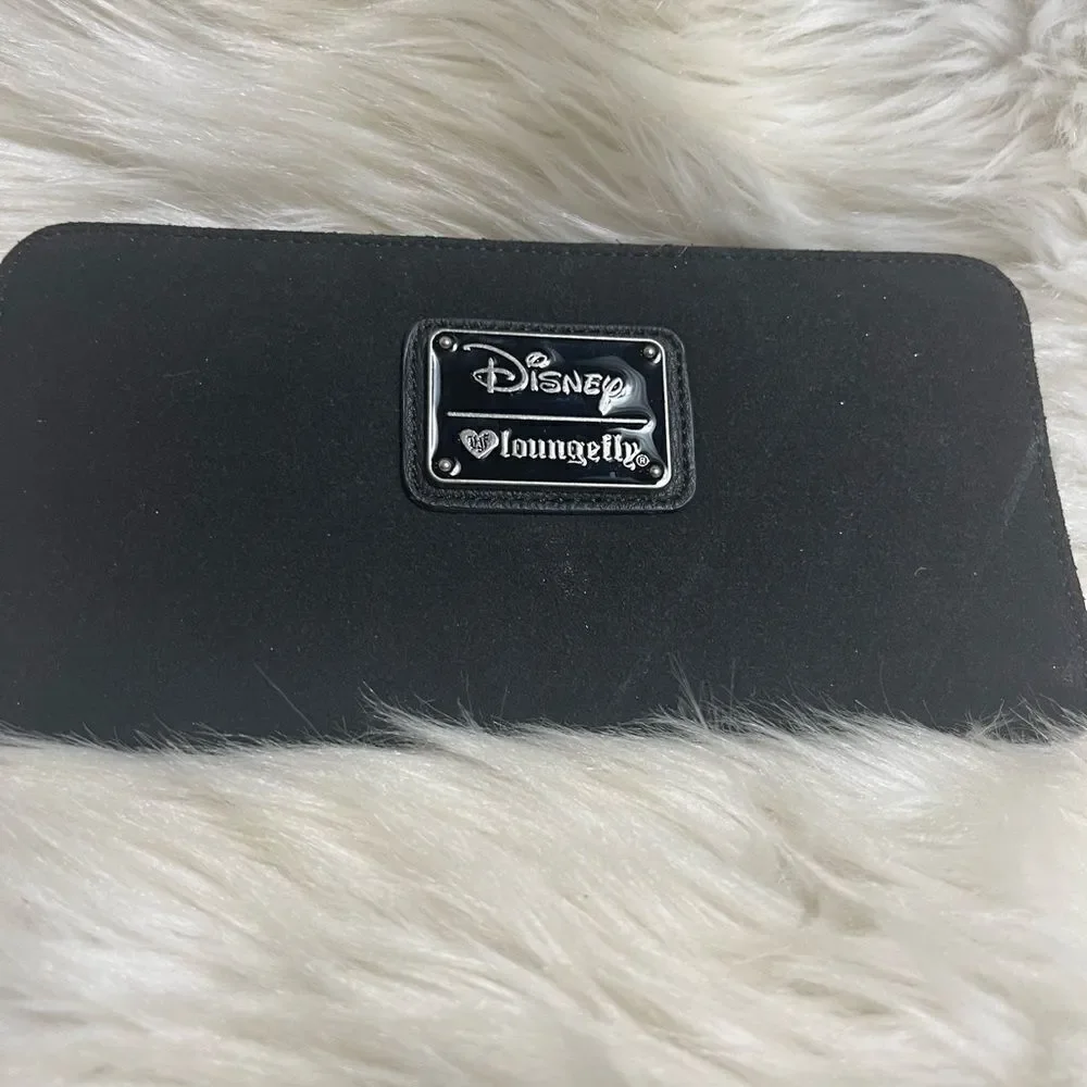 Disney Loungefly Alice In Wonderland Evil Queen Ursula.synthetic Black suede.